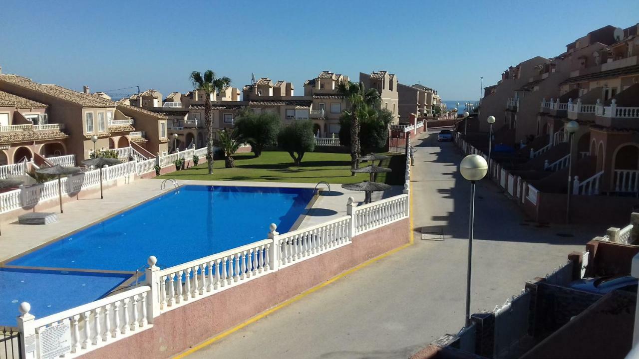 Bungalow Junto A La Piscina, Gran Alacant Санта Пола Экстерьер фото