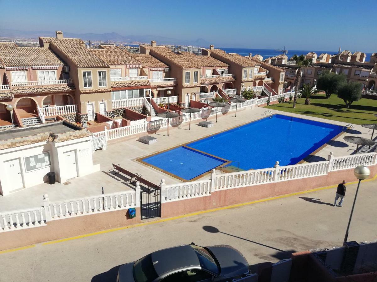 Bungalow Junto A La Piscina, Gran Alacant Санта Пола Экстерьер фото