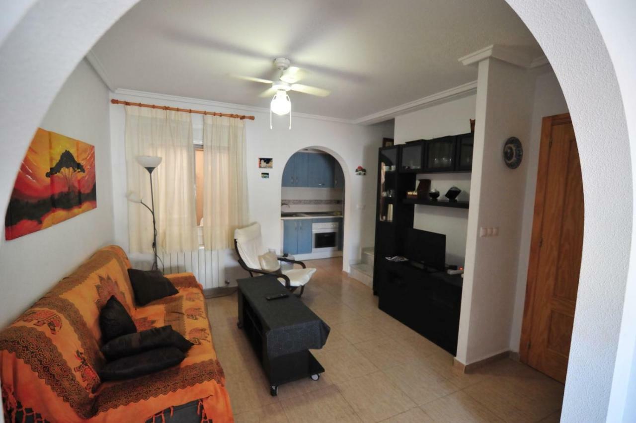 Bungalow Junto A La Piscina, Gran Alacant Санта Пола Экстерьер фото
